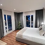 فندق Bizant Boutique & Coffee Bar 4*