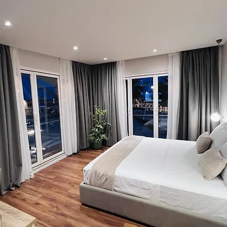 Ξενοδοχείο Bizant Boutique & Coffee,bar 4*